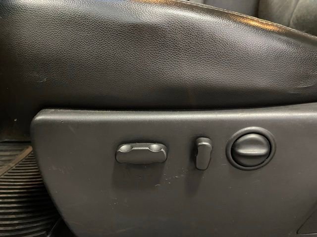 Used 2013 GMC Sierra 2500 SLT w/ SLT Convenience Package image 14