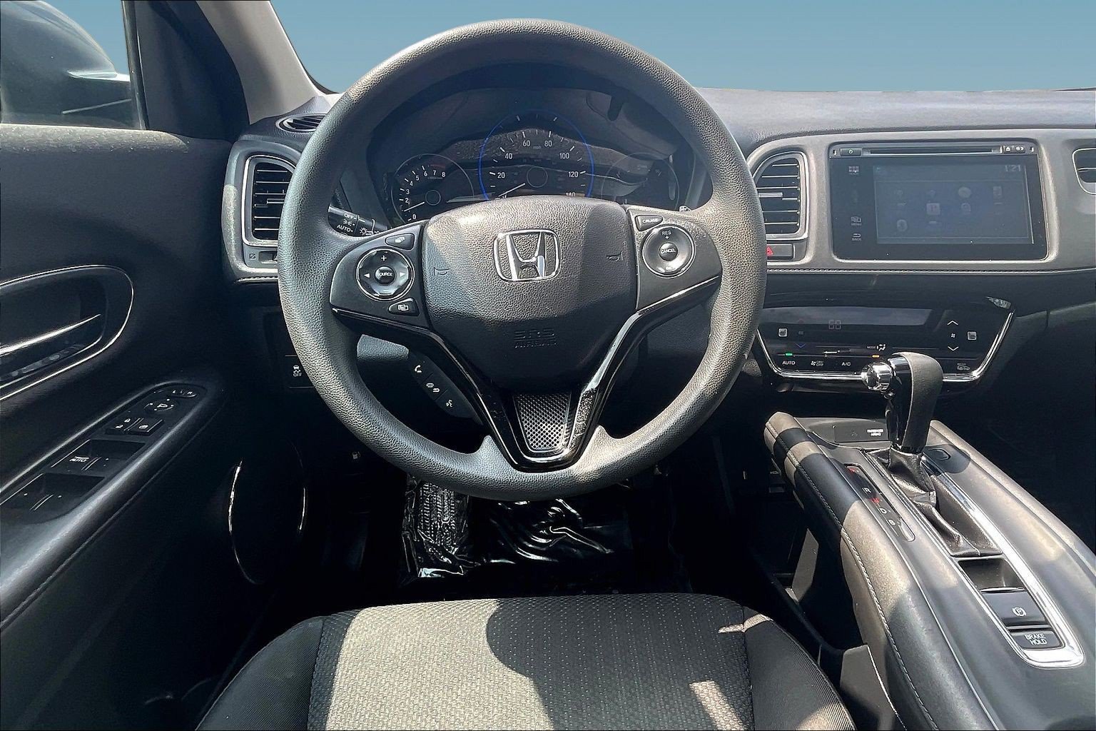 Used 2016 Honda HR-V EX image 8