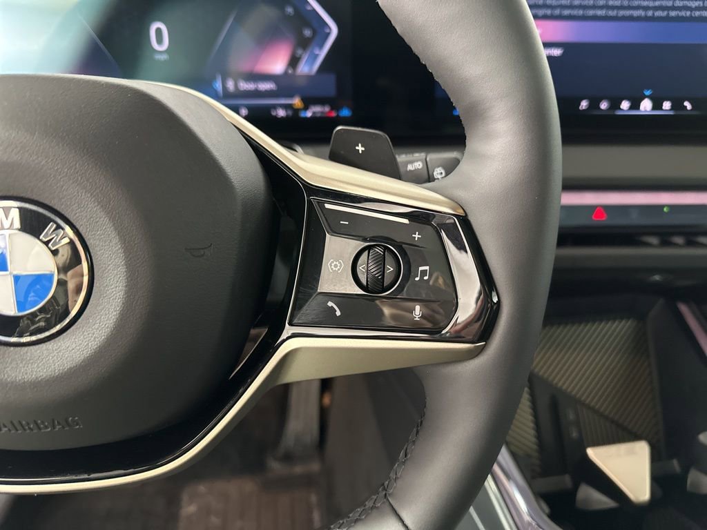 Used 2025 BMW X3 xDrive30i w/ Premium Package image 13