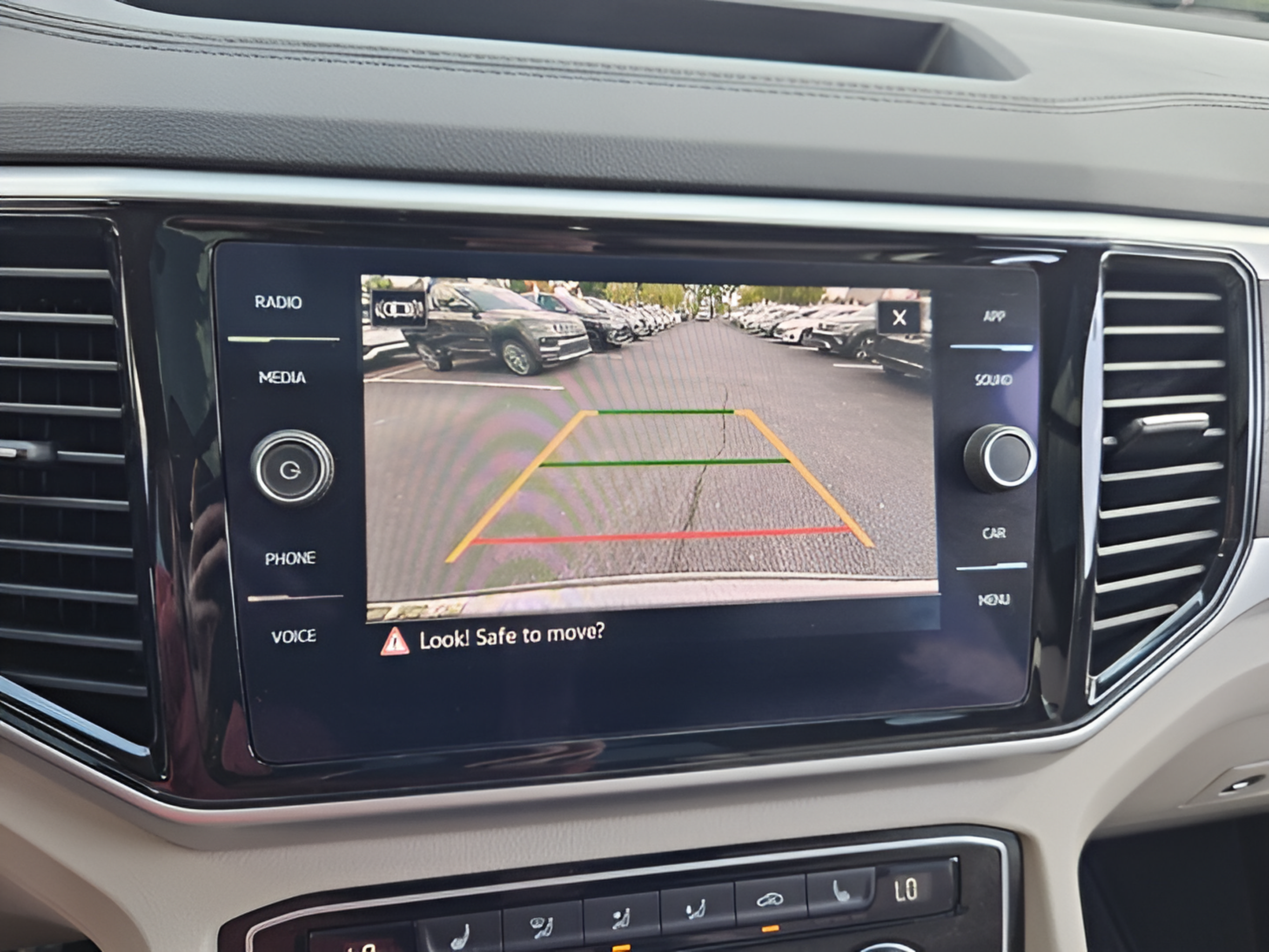 Used 2022 Volkswagen Atlas SE AWD/4WD image 20
