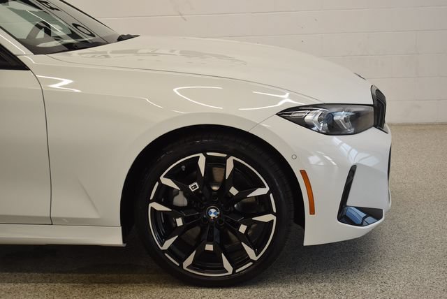 New 2026 BMW 330i xDrive Sedan w/ M Sport Package AWD/4WD image 13