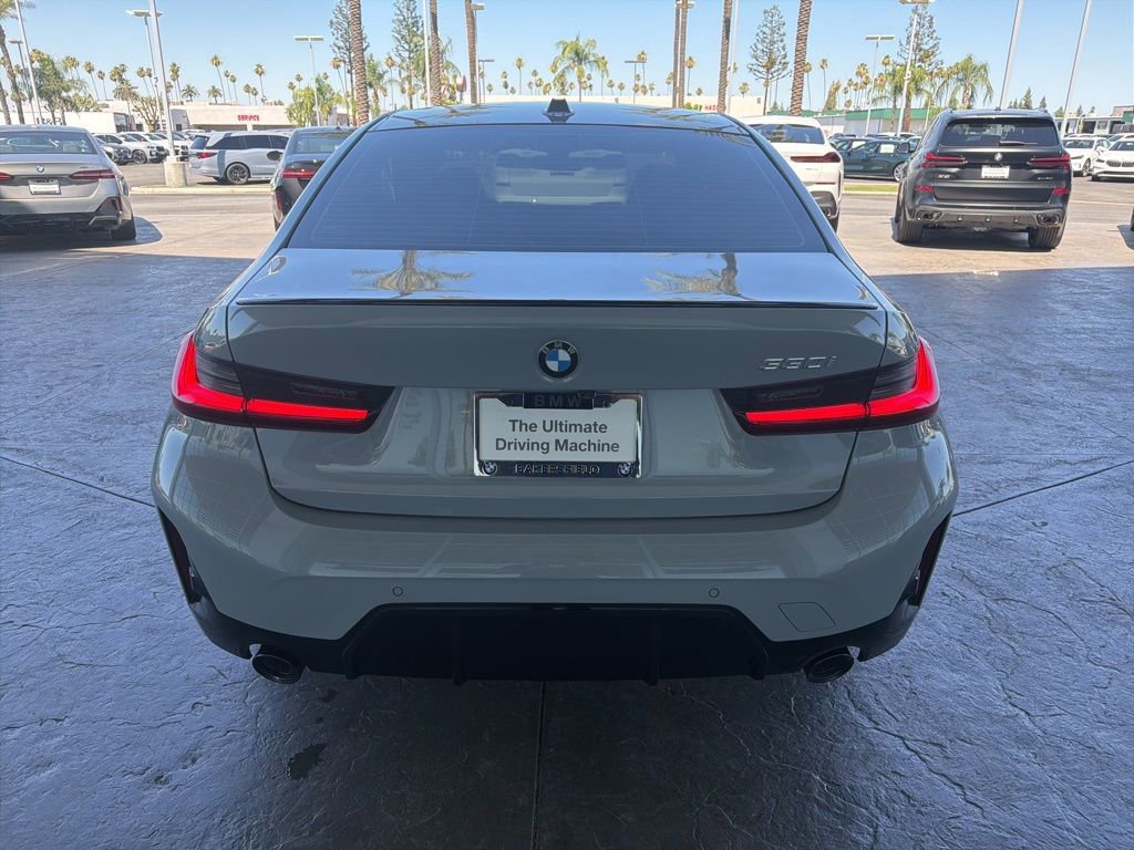 Used 2024 BMW 330i Sedan w/ M Sport Package RWD image 5