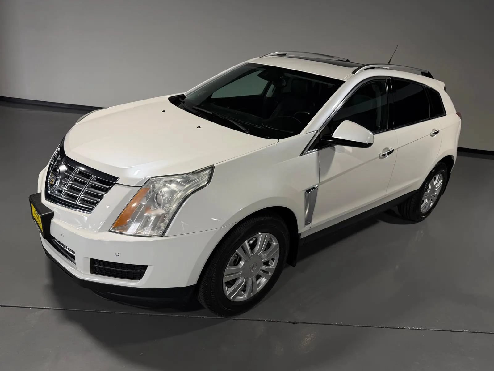 Used 2013 Cadillac SRX Luxury w/ Driver Awareness Package FWD image 43