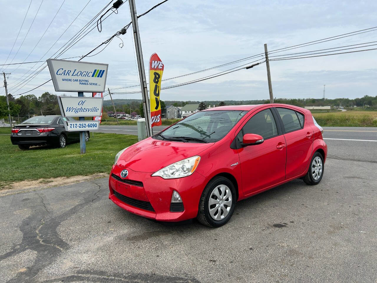 Used 2013 Toyota Prius C Four image 5