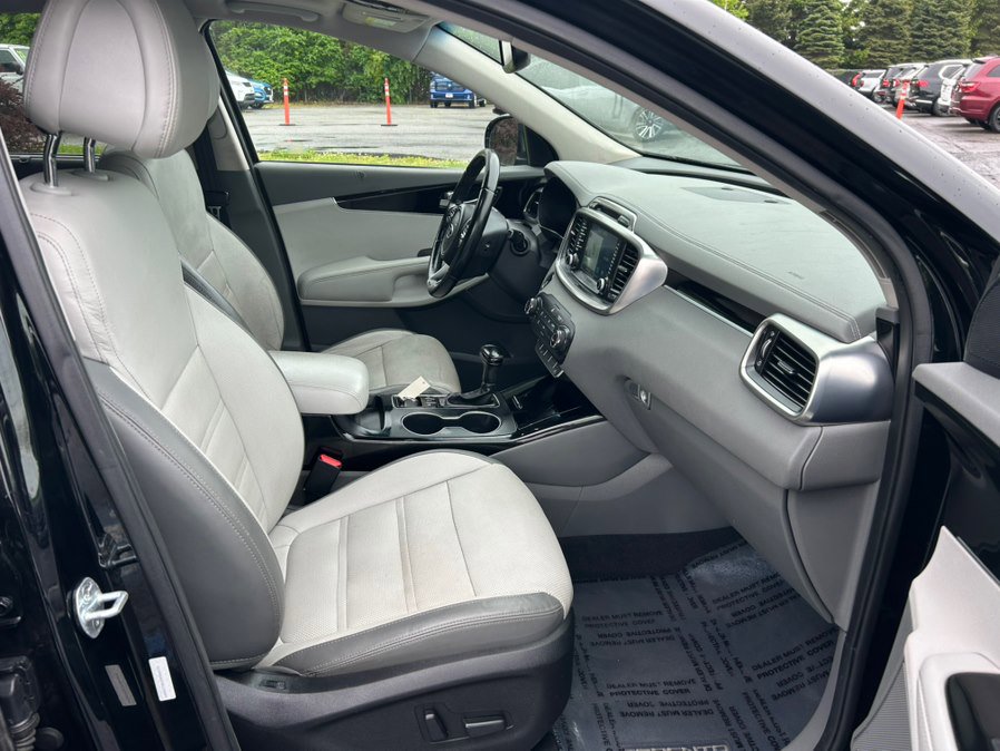 Used 2016 Kia Sorento SX AWD/4WD image 25