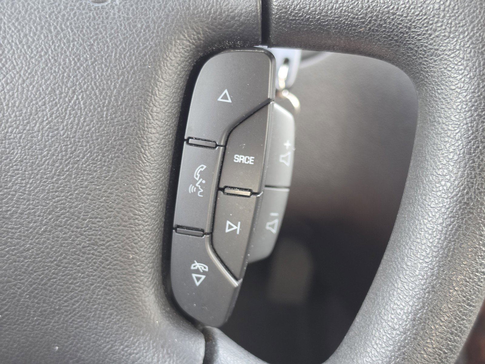 Used 2015 Chevrolet Impala LT w/ LT Sunroof Package FWD image 18