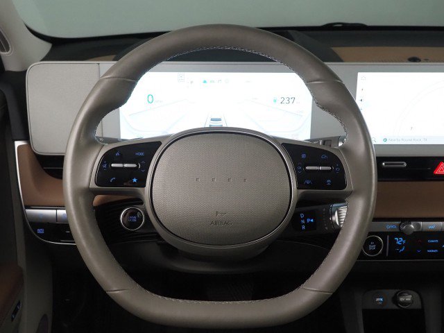 Used 2024 Hyundai Ioniq 5 Limited image 18