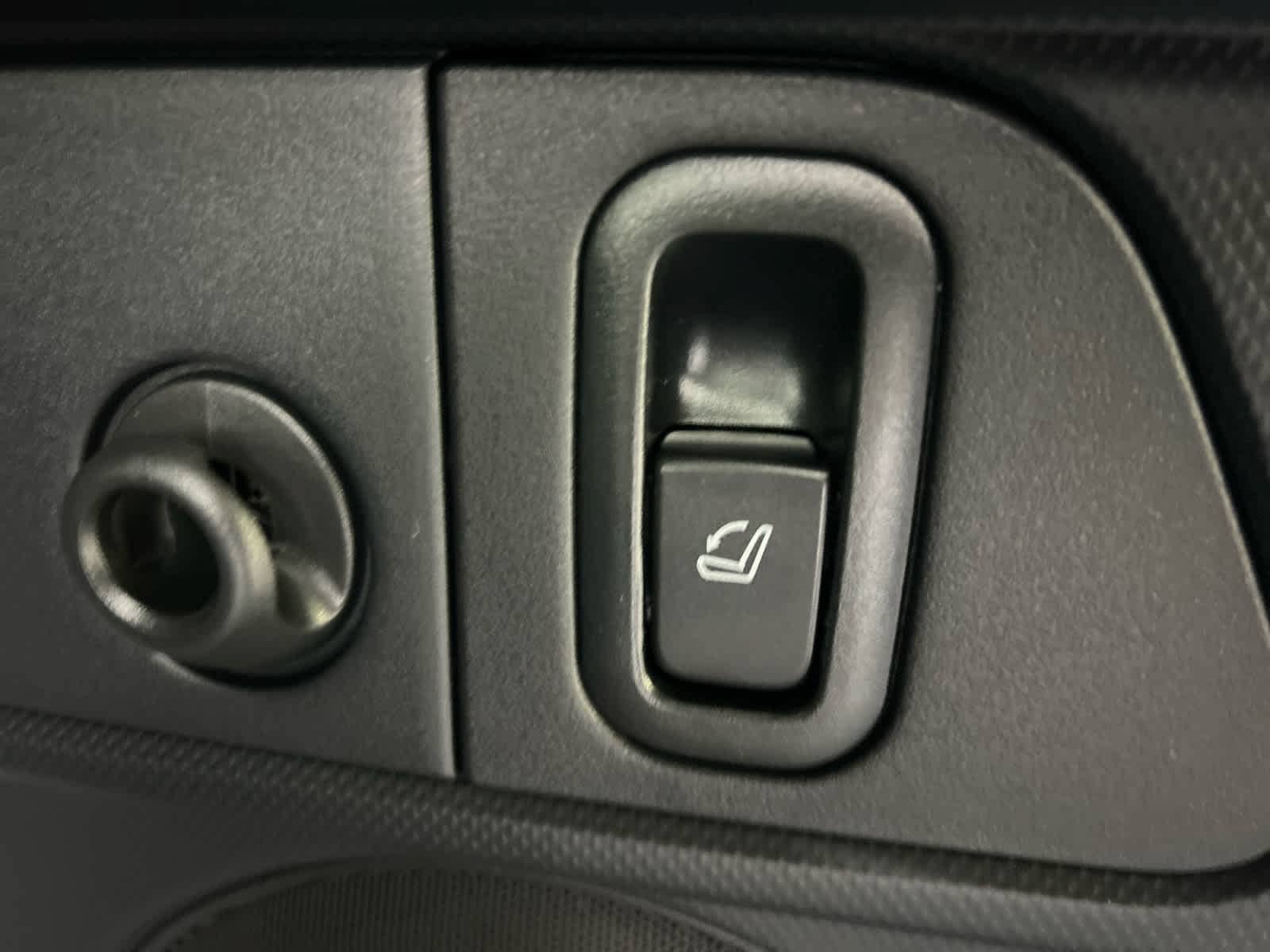 New 2026 Subaru Forester Limited AWD/4WD image 9