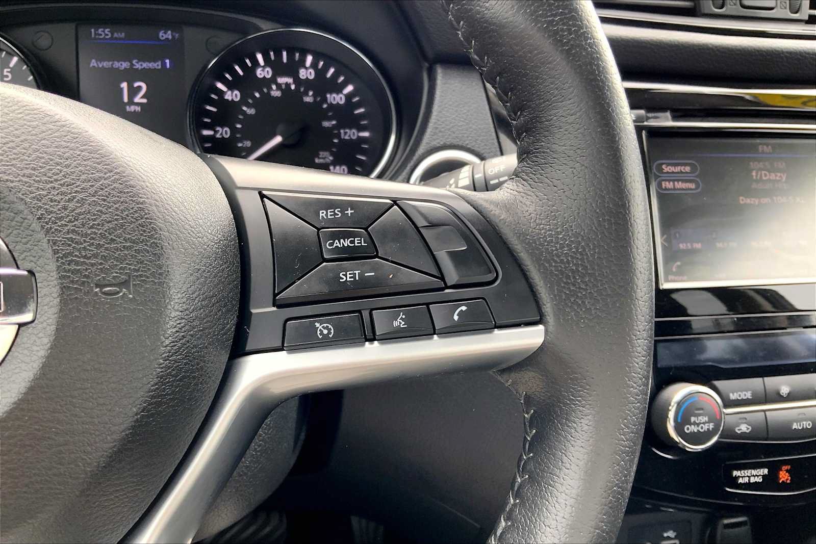 Used 2019 Nissan Rogue SV AWD/4WD image 24