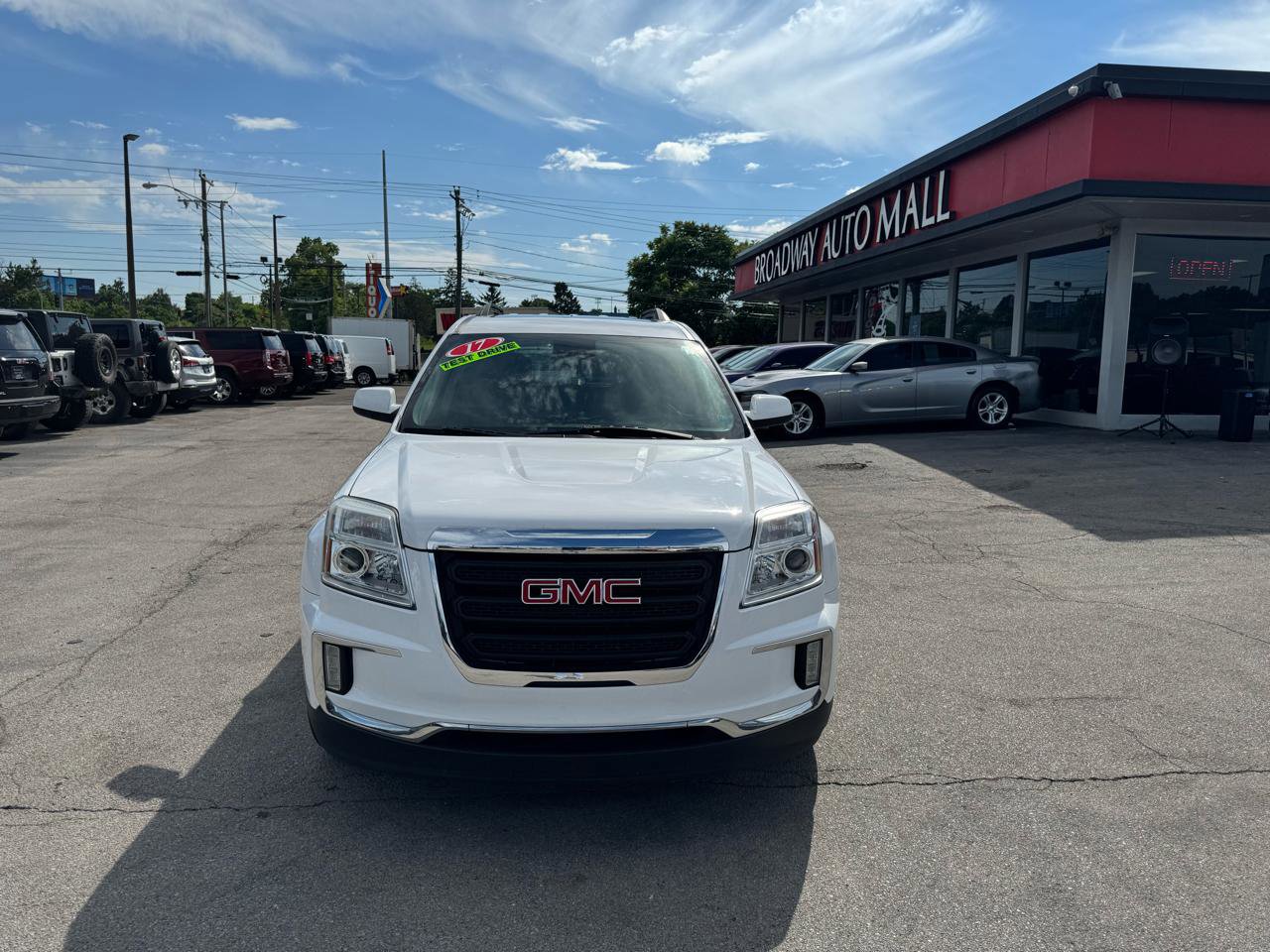 Used 2017 GMC Terrain SLE w/ Convenience Package AWD/4WD image 8