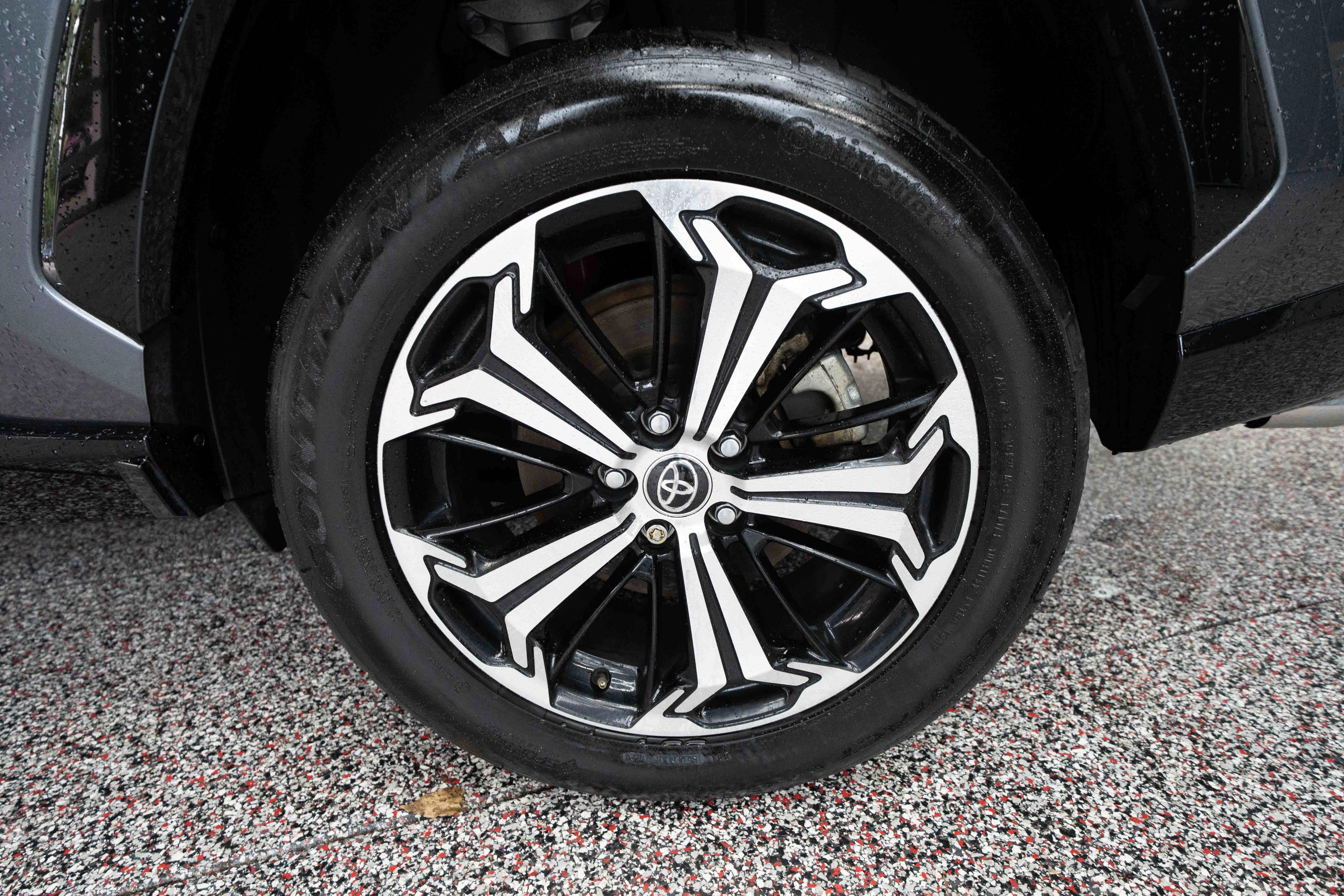 Used 2021 Toyota RAV4 XSE w/ Weather Package image 30