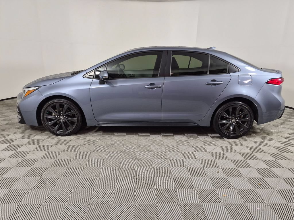 Used 2024 Toyota Corolla SE FWD image 6