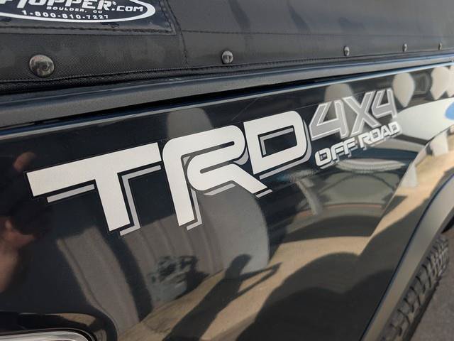 Used 2022 Toyota Tacoma TRD Off-Road AWD/4WD image 8