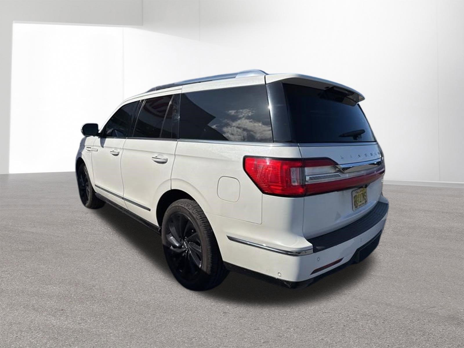 Used 2020 Lincoln Navigator Reserve w/ Equipment Group 208A Reserve image 7
