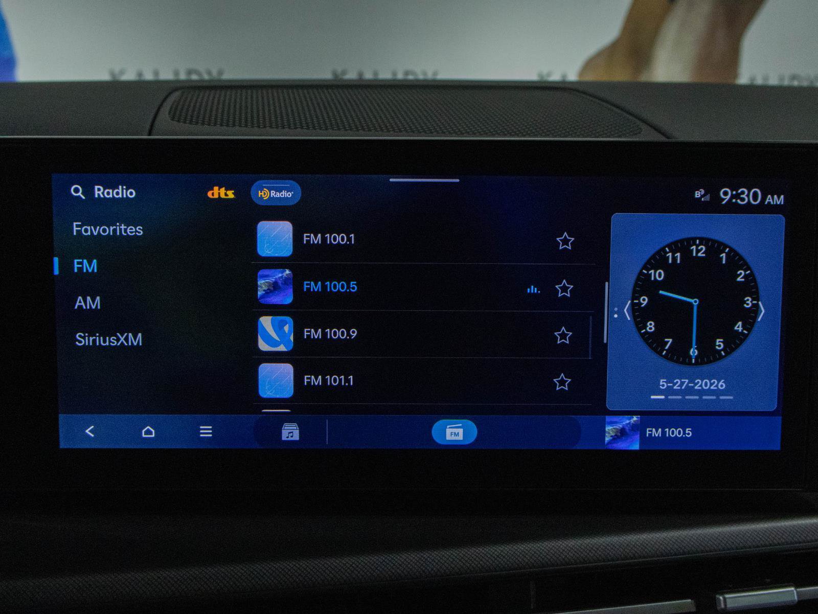 Used 2025 Hyundai Santa Fe SEL FWD image 8