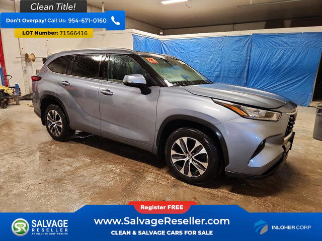 Used 2020 Toyota Highlander XLE AWD/4WD image 5