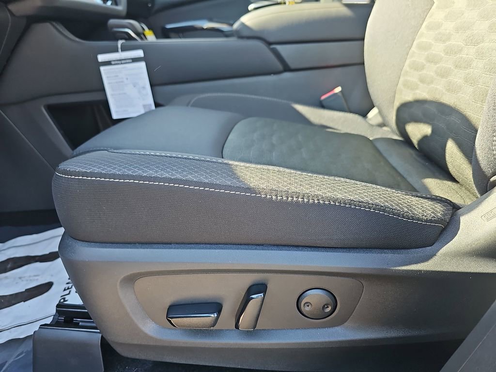 New 2026 Nissan Pathfinder Platinum image 32