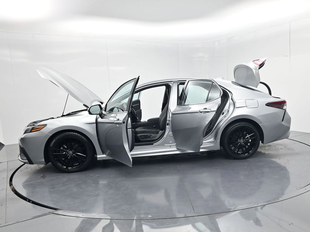 Used 2021 Toyota Camry XSE FWD image 65