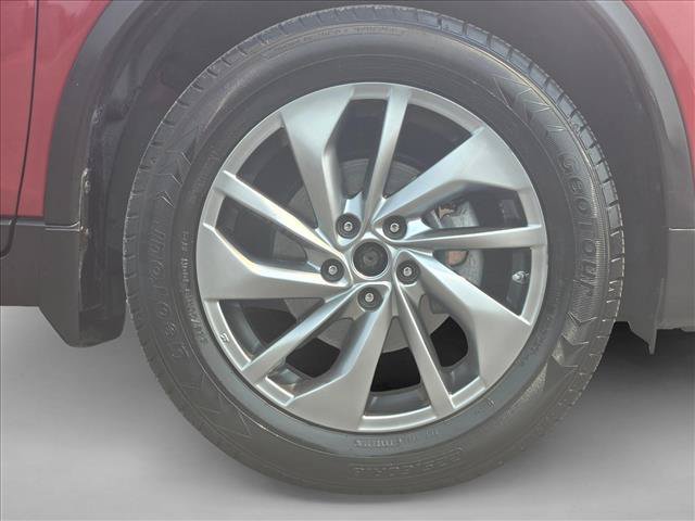 Used 2015 Nissan Rogue SL w/ SL Premium Package AWD/4WD image 9