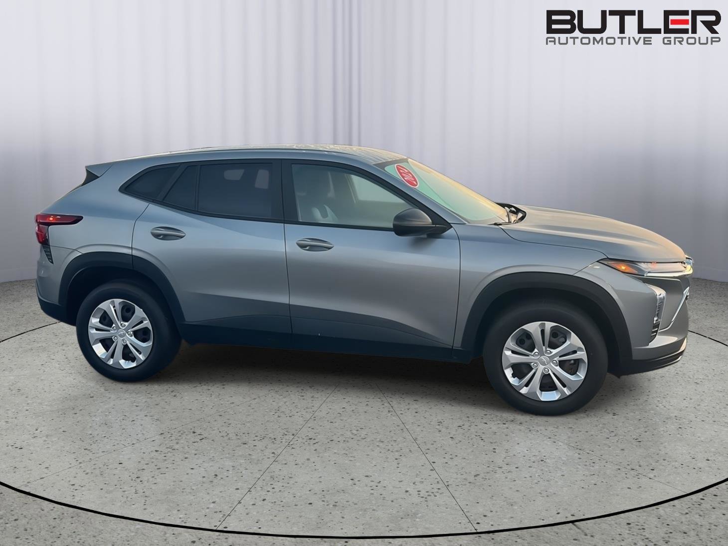 Used 2024 Chevrolet Trax LS FWD image 7