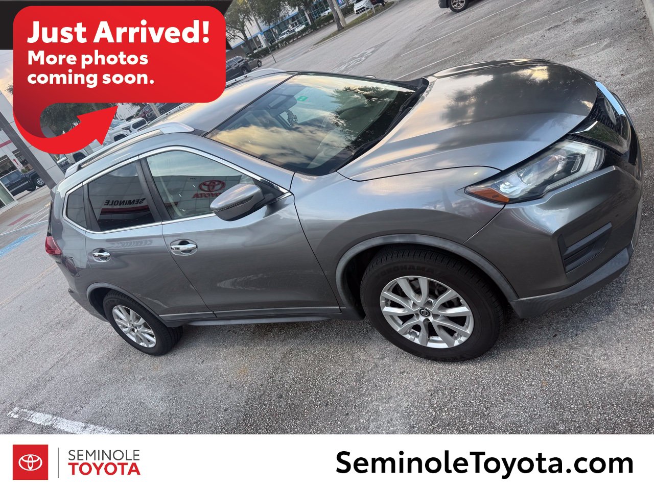 Used 2018 Nissan Rogue SV