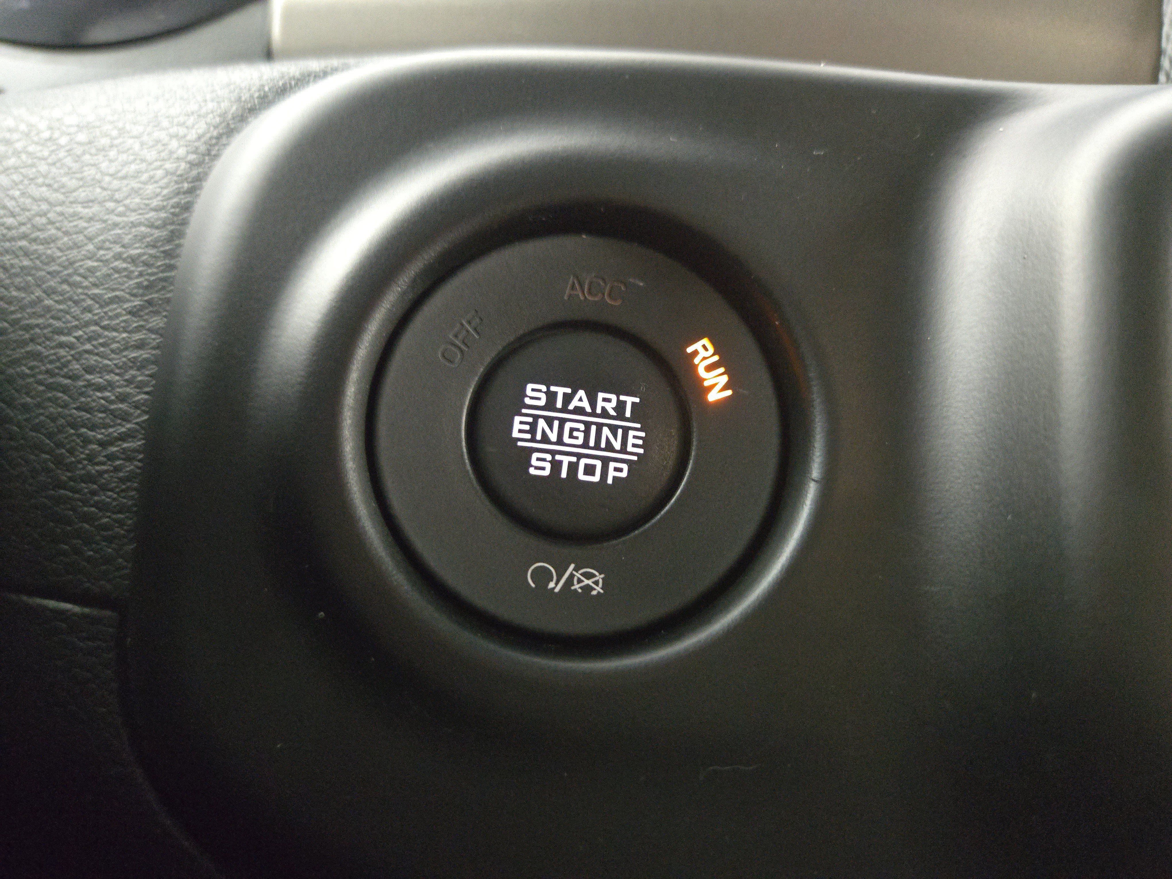 Used 2021 Jeep Gladiator Sport image 25