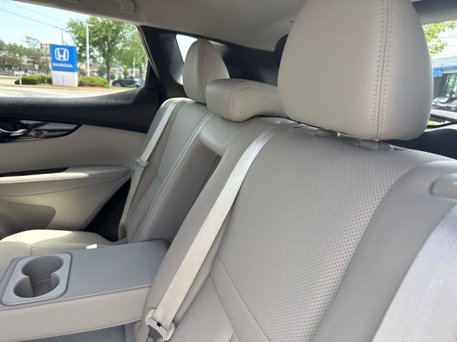 Used 2019 Nissan Rogue Sport SL w/ Premium Package AWD/4WD image 18