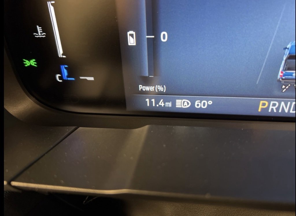 New 2025 Ford Maverick XL image 21