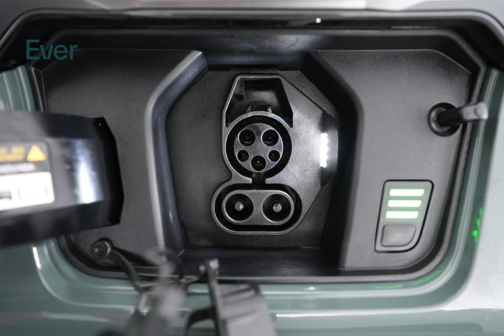 Used 2025 Kia Niro Wind FWD image 10