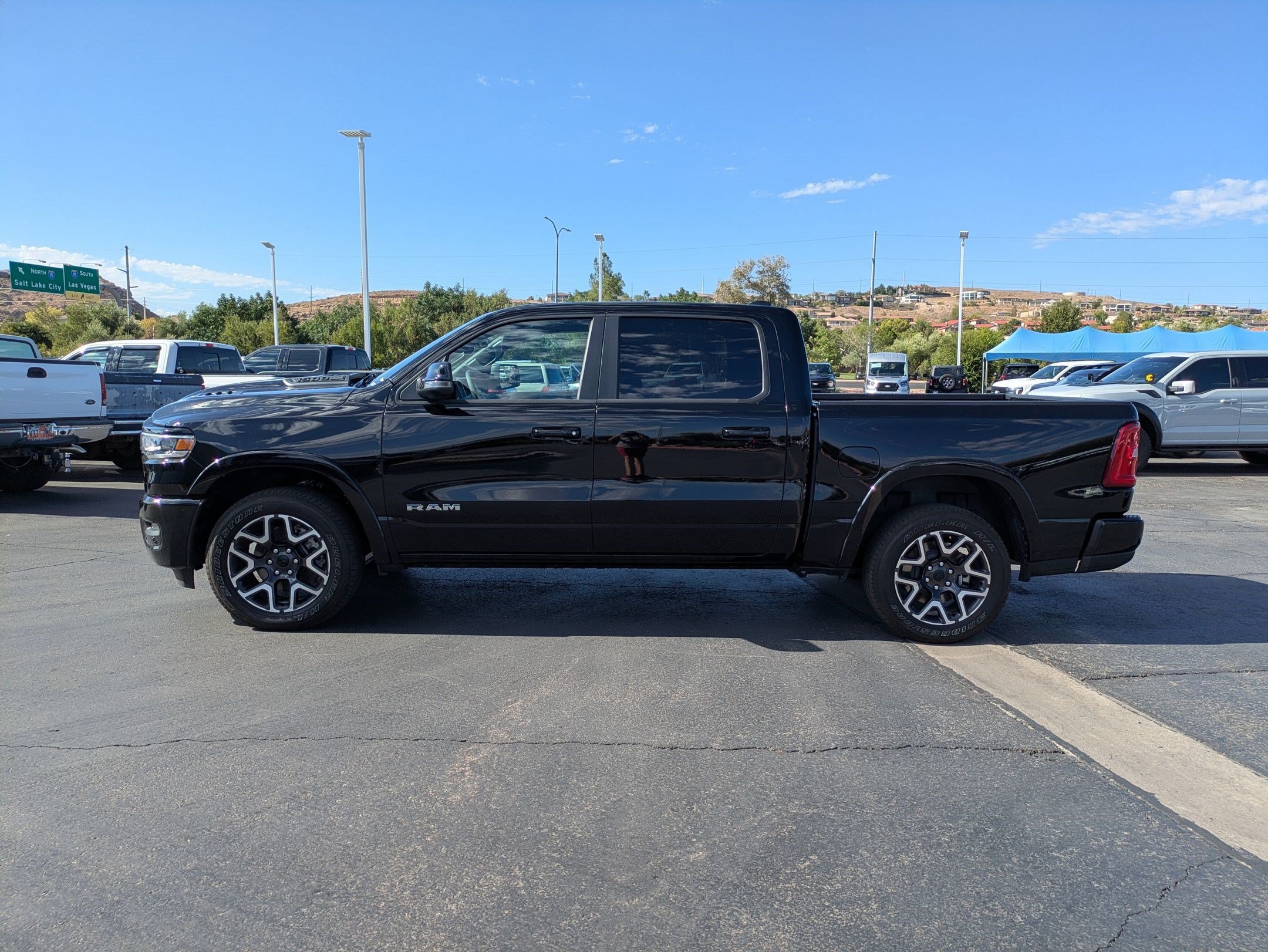 Used 2025 RAM 1500 Laramie w/ Sport Appearance Package AWD/4WD image 6