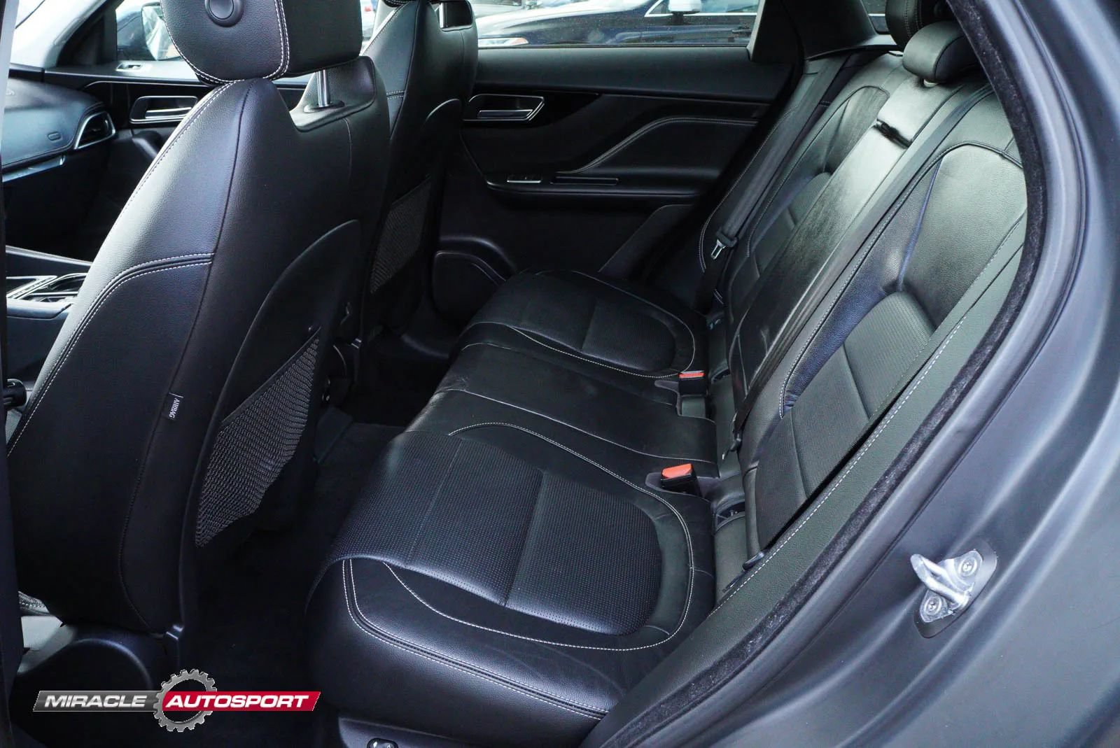 Used 2017 Jaguar F-PACE R-Sport AWD/4WD image 19