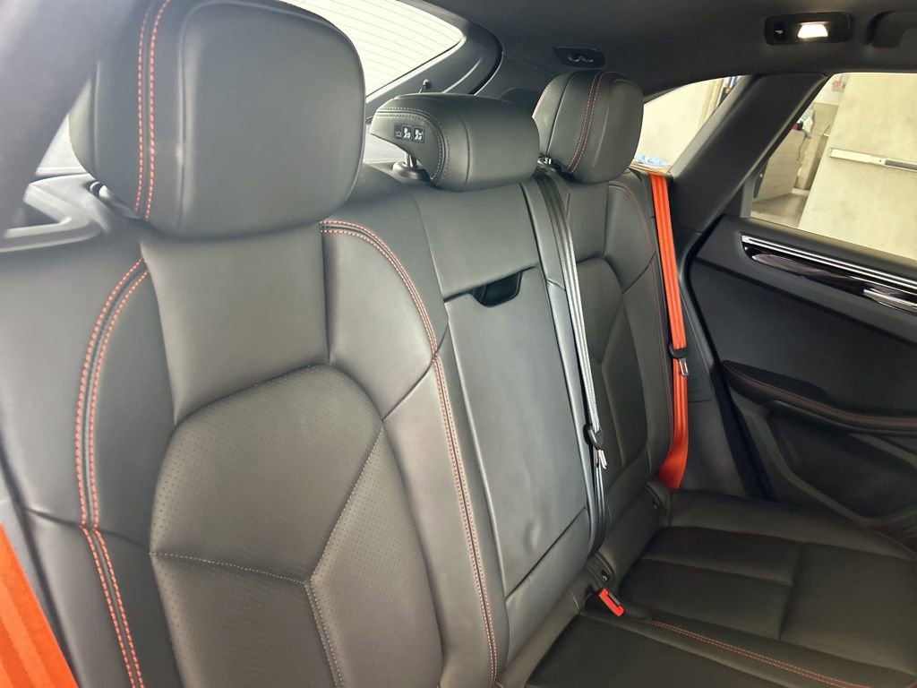 Used 2023 Porsche Macan Turbo AWD/4WD image 29