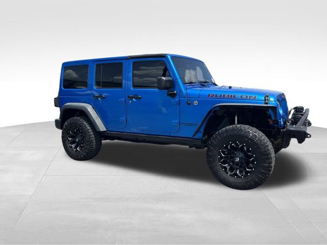 Used 2015 Jeep Wrangler Unlimited Rubicon w/ Connectivity Group AWD/4WD image 2