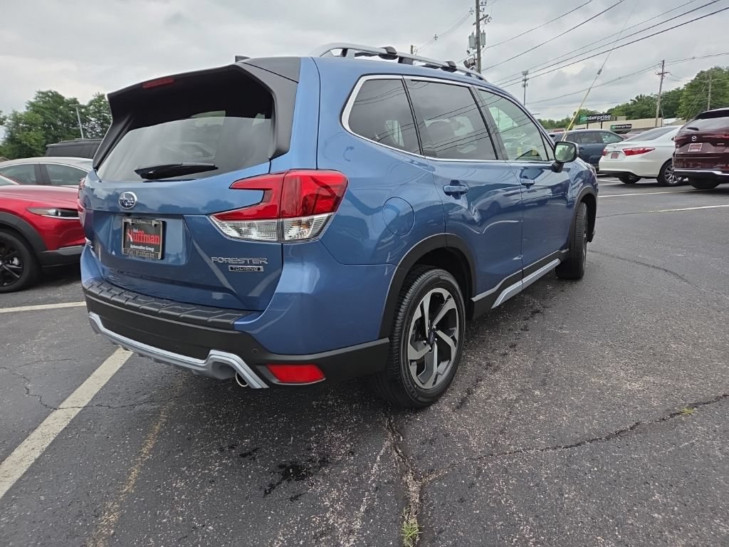 Used 2024 Subaru Forester Touring w/ Convenience Package AWD/4WD image 7