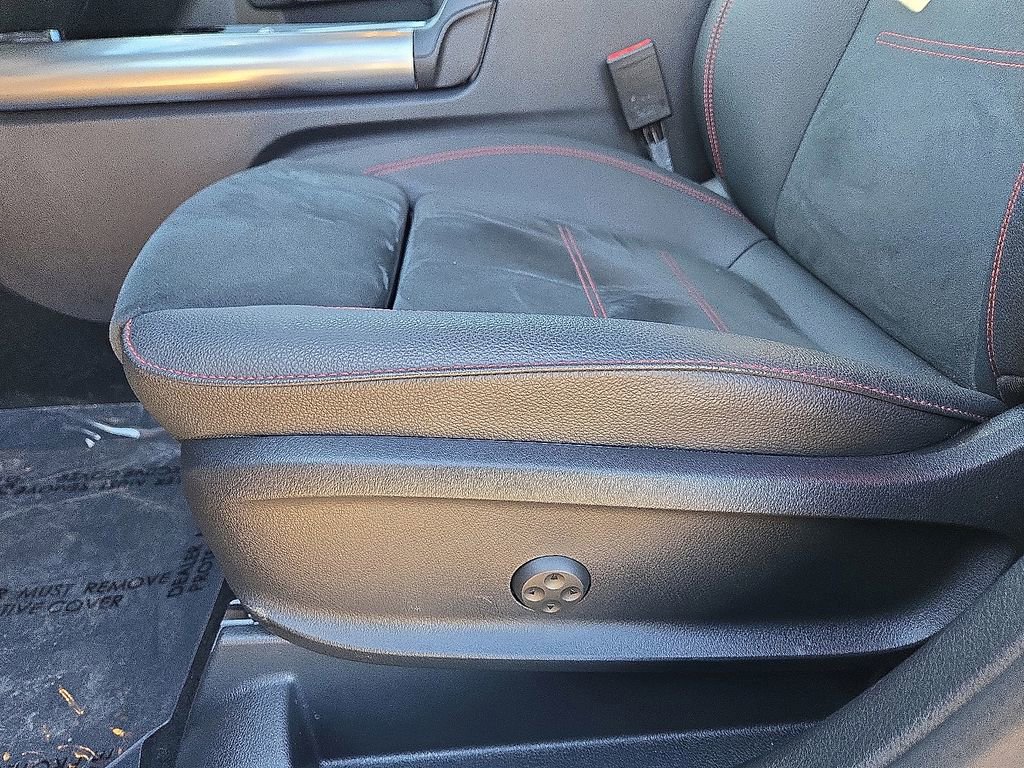 Used 2025 Mercedes-Benz GLA 35 AMG 4MATIC image 24