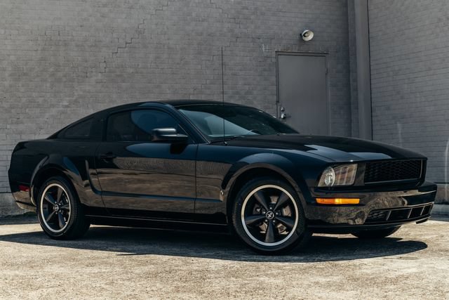 Used 2008 Ford Mustang GT Premium RWD image 3