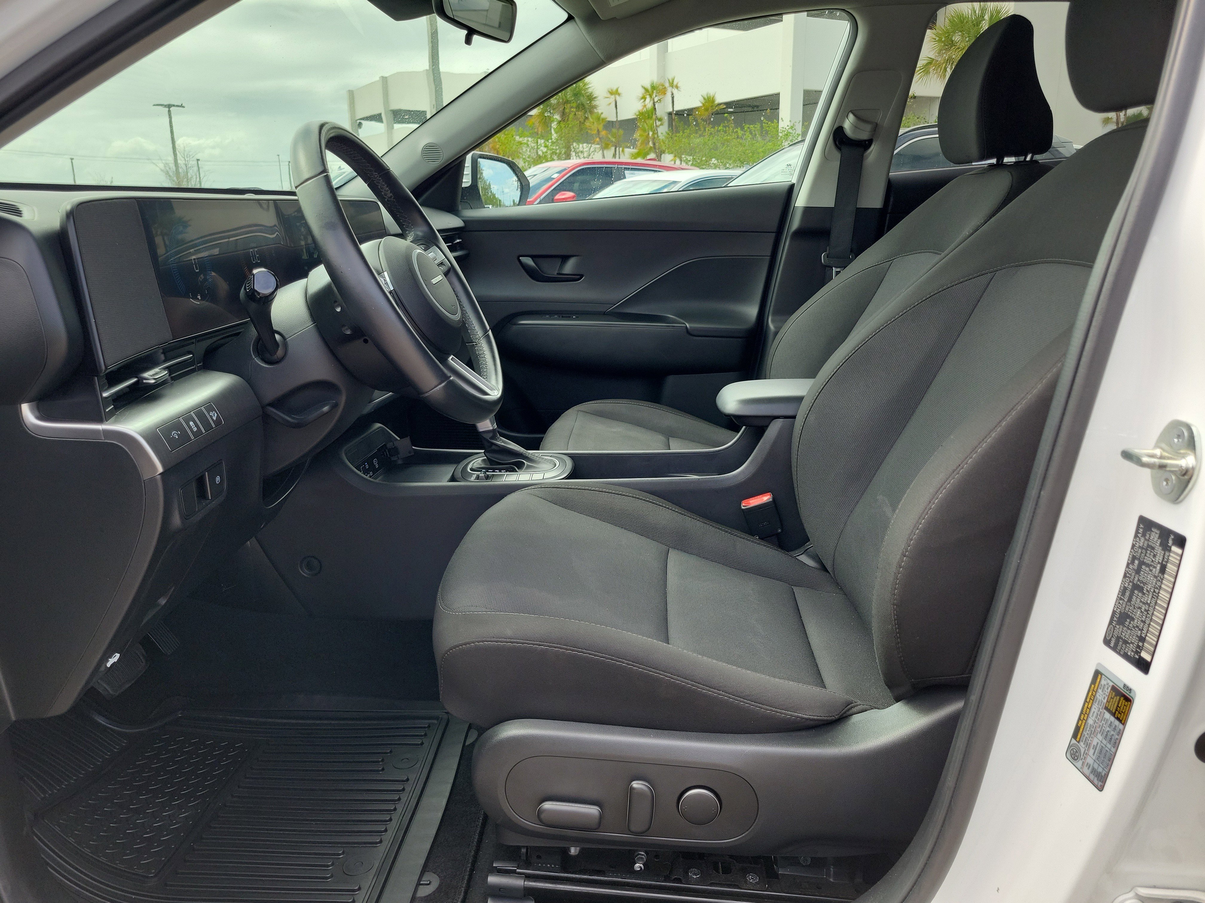 Used 2024 Hyundai Kona SEL image 20