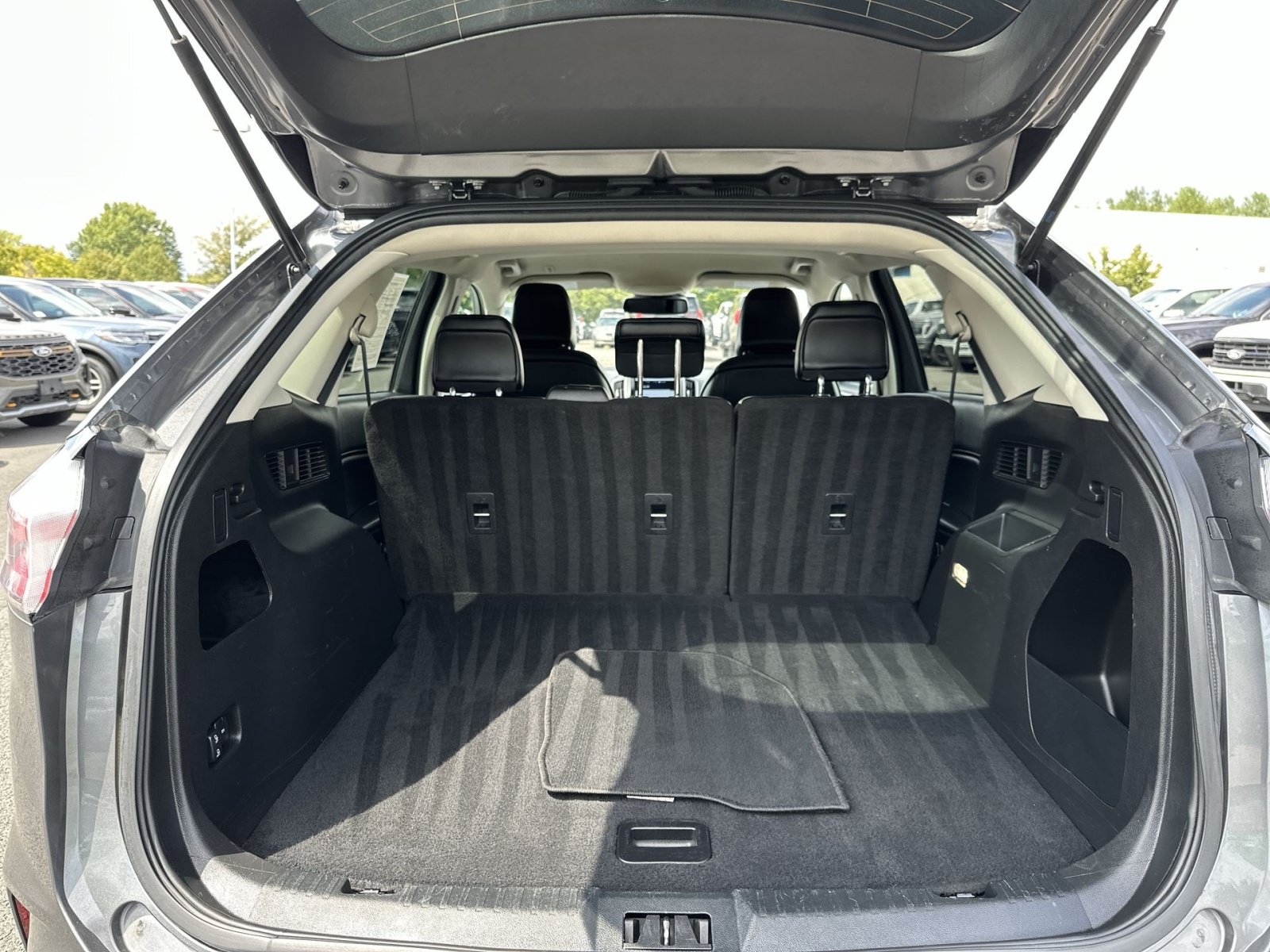 Used 2024 Ford Edge SEL AWD/4WD image 26