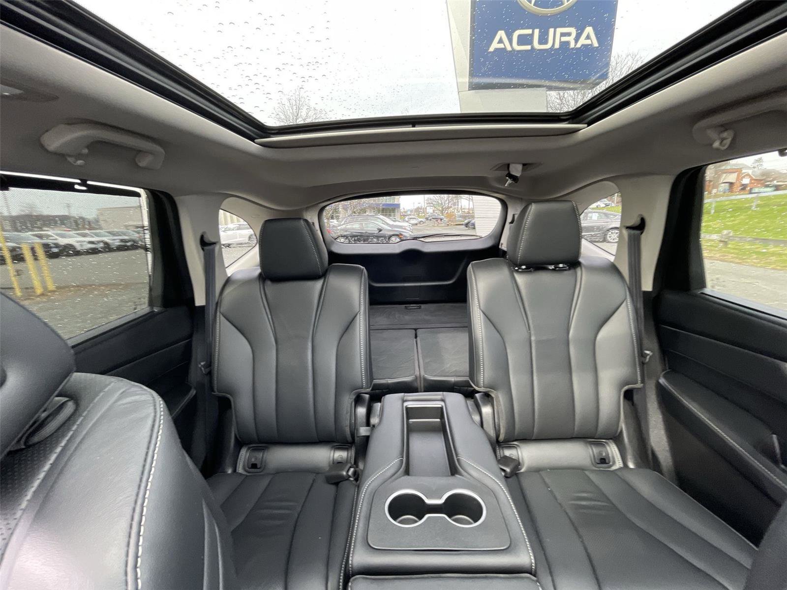 Used 2023 Acura MDX SH-AWD w/ Technology Package image 31