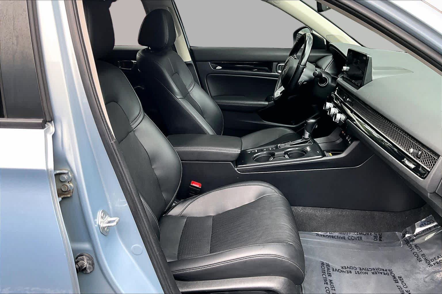 Used 2022 Honda Civic Touring image 8