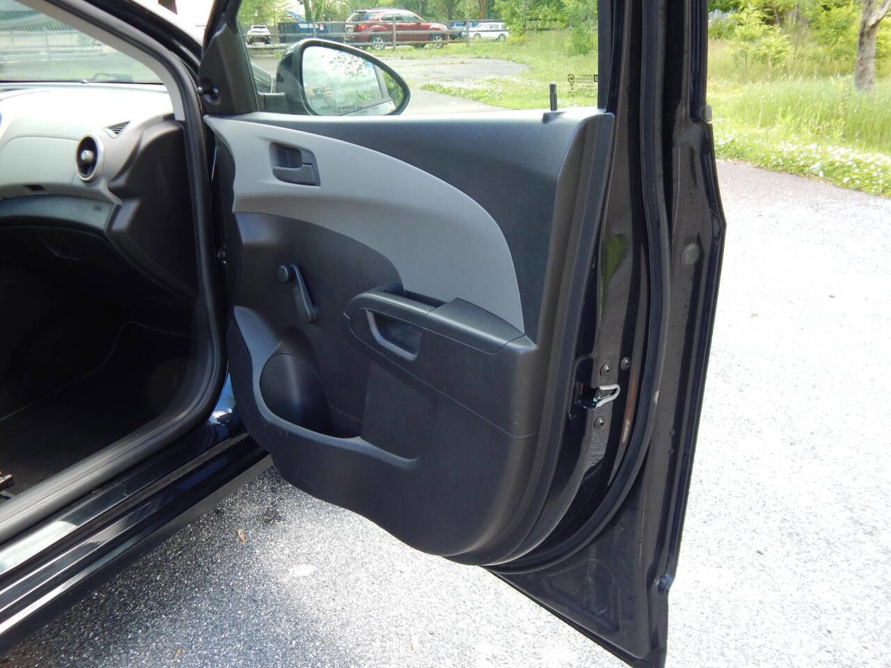 Used 2015 Chevrolet Sonic LS FWD image 15