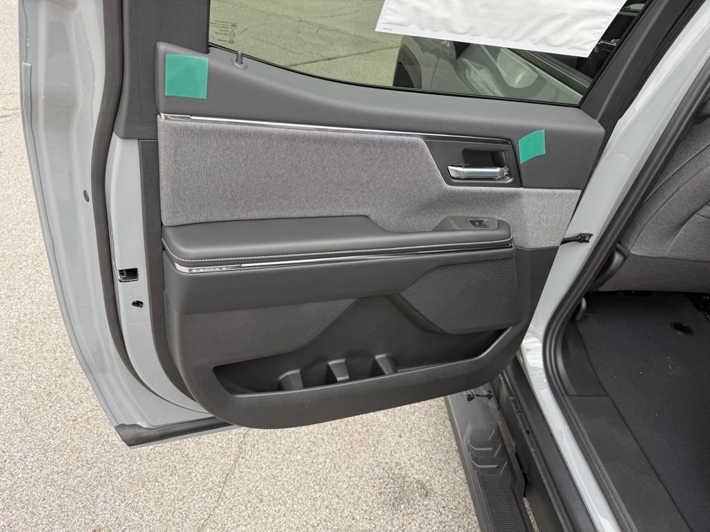 New 2026 GMC Sierra EV Elevation image 18