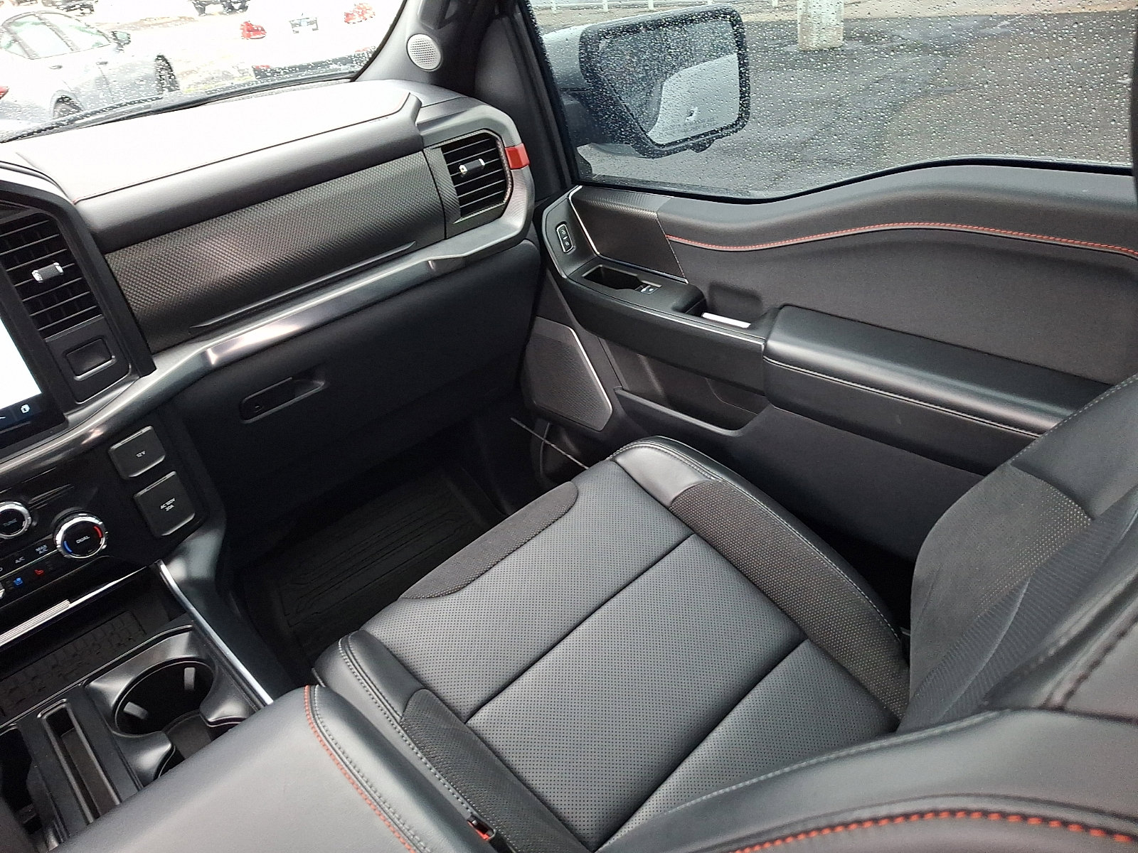 Used 2024 Ford F150 Raptor AWD/4WD image 12