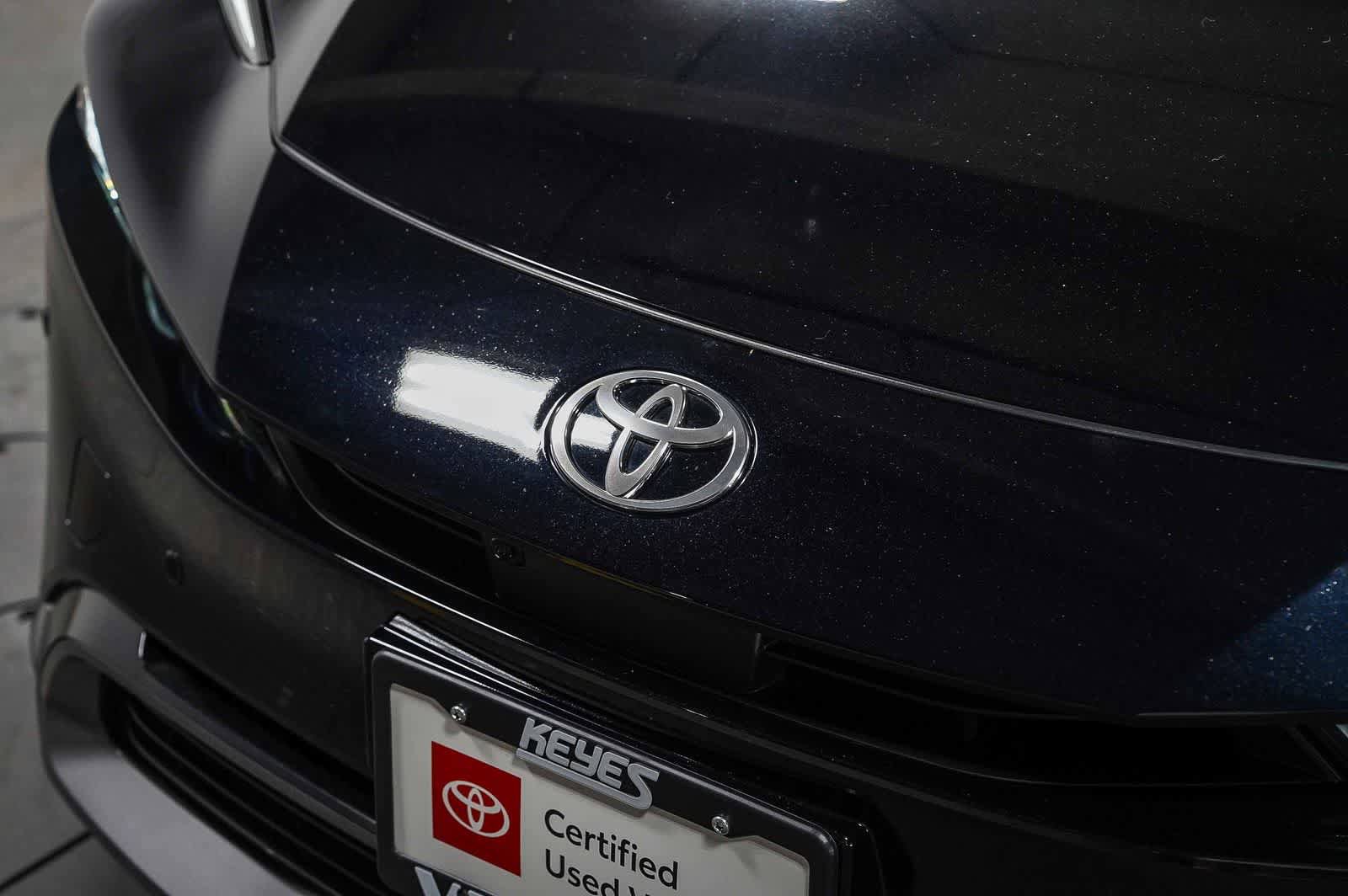 Certified 2026 Toyota Prius Limited w/ Limited Premium Package FWD image 8