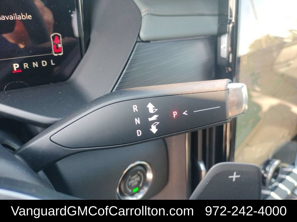 New 2026 GMC Acadia AT4 w/ LPO, Floor Liner Package AWD/4WD image 17