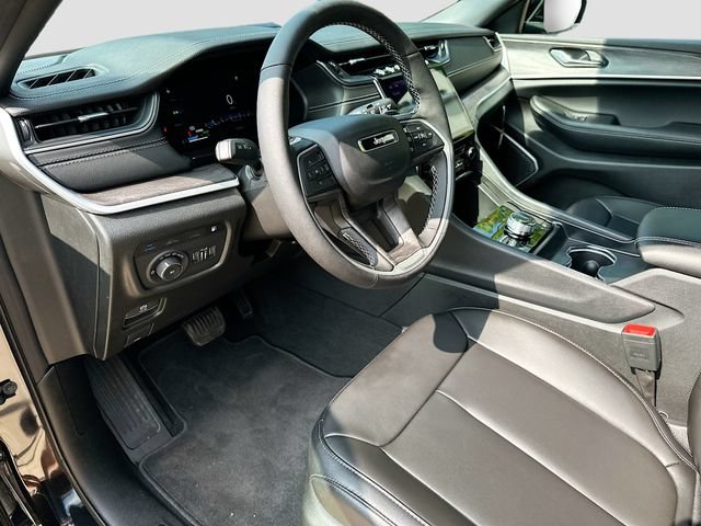 New 2025 Jeep Grand Cherokee Limited 4xe AWD/4WD image 10