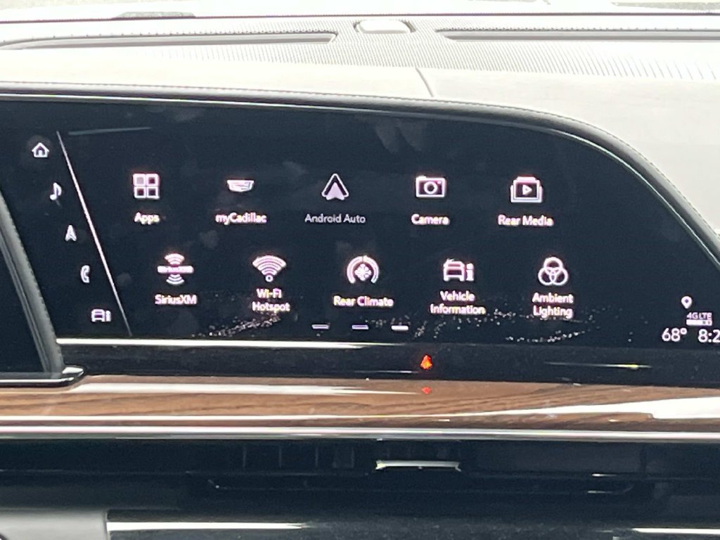 Used 2021 Cadillac Escalade Sport Platinum w/ LPO, ONYX Package AWD/4WD image 15