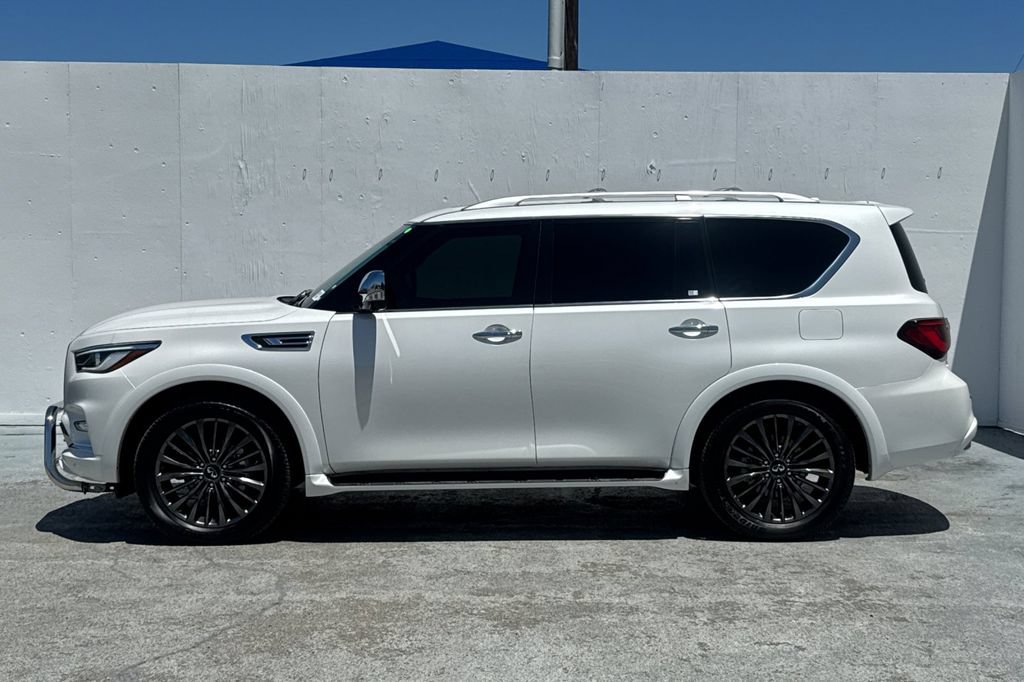 Used 2024 INFINITI QX80 Sensory w/ Cargo Package AWD/4WD image 6