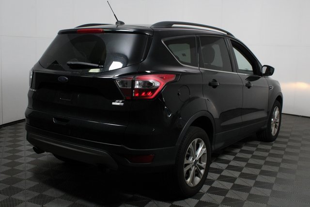 Used 2018 Ford Escape SE w/ Ford Safe & Smart Package image 7