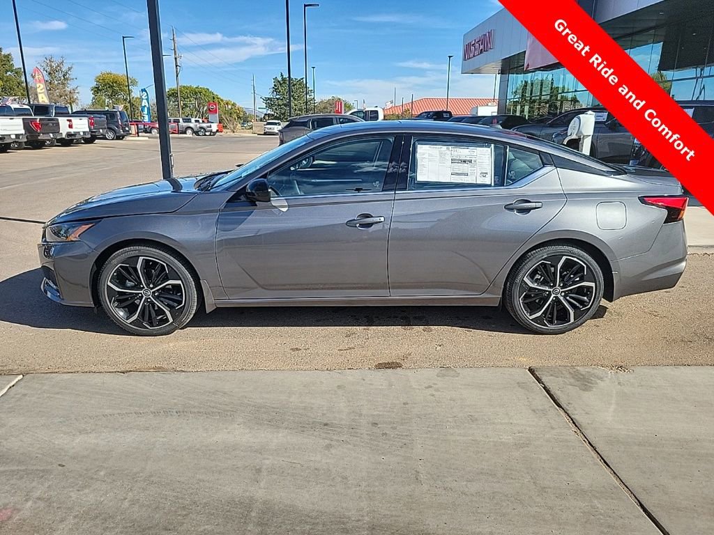 New 2025 Nissan Altima 2.5 SR w/ SR Premium Package image 4